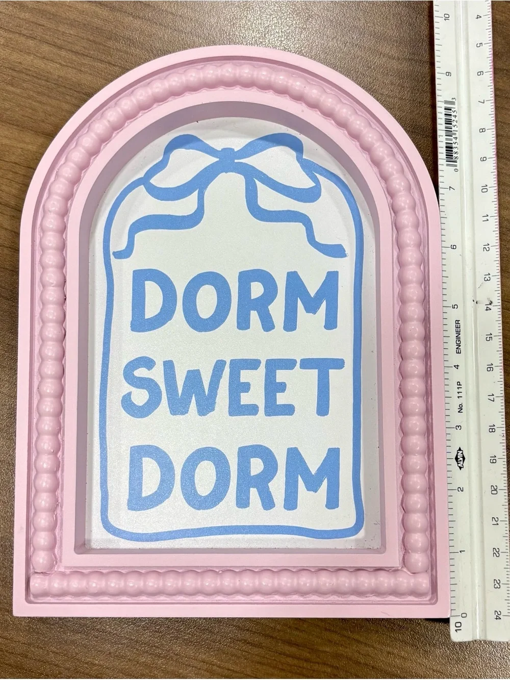 Preppy Pink Beaded Arch 